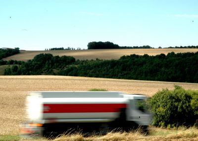 Camion en campagne