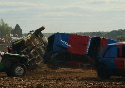 Stock Car ou l'art de détruire des voitures en s'amusant !