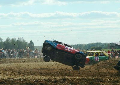 Stock Car ou l'art de détruire des voitures en s'amusant !