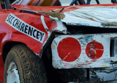 Stock Car ou l'art de détruire des voitures en s'amusant !